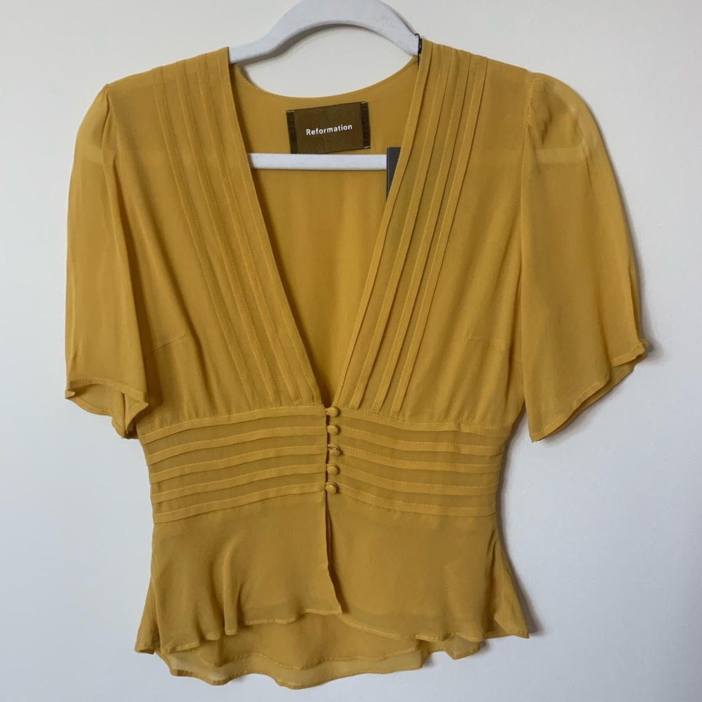 NWT mustard color Reformation top size XXS Noah Ochre